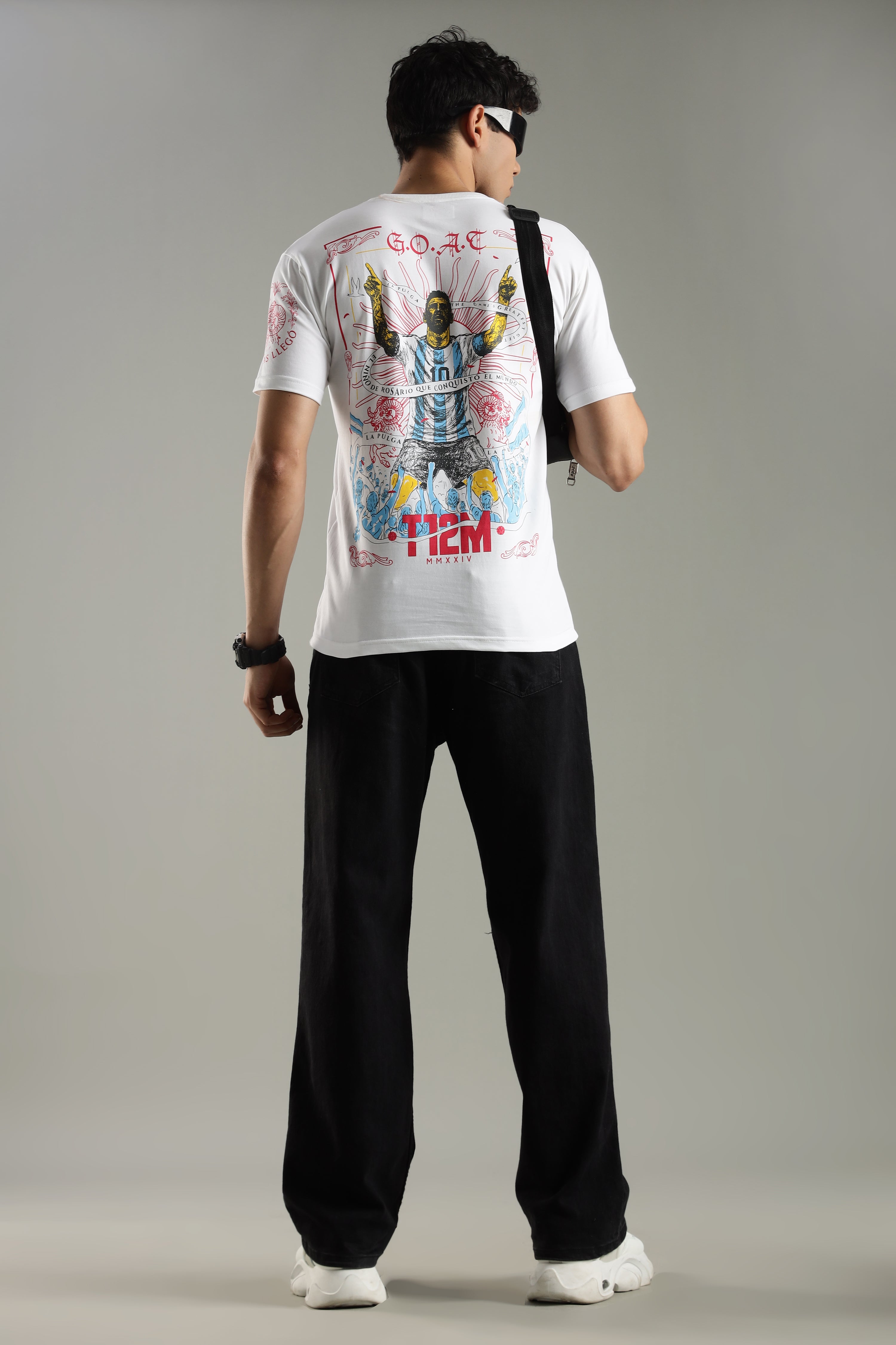 LA PULGA - GOAT EDITION | Lionel Messi | Unisex Regular Fit Graphic T-Shirt | 180 GSM Biowashed Cotton